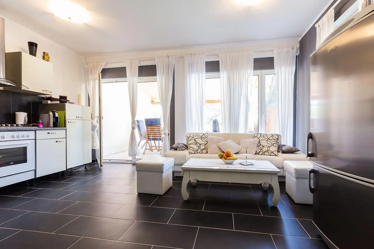 Holliday Home Maxdom Sukosan Croatia