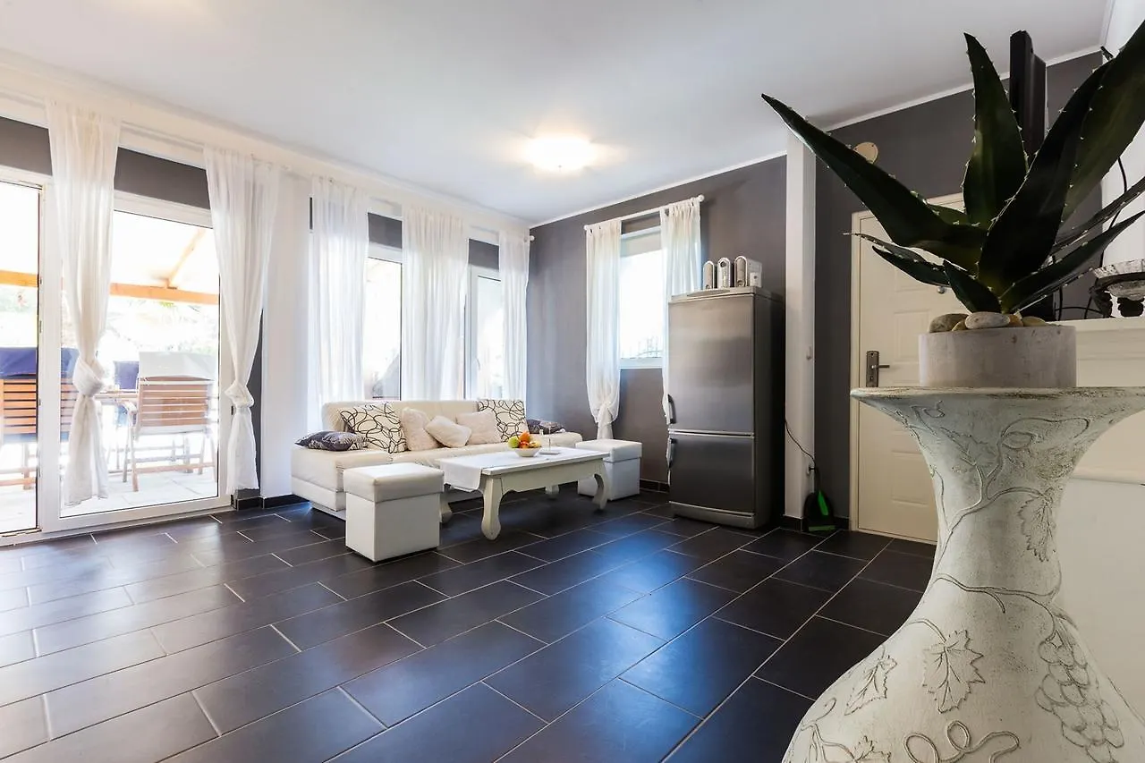 Holliday Home Maxdom Sukosan Croatia